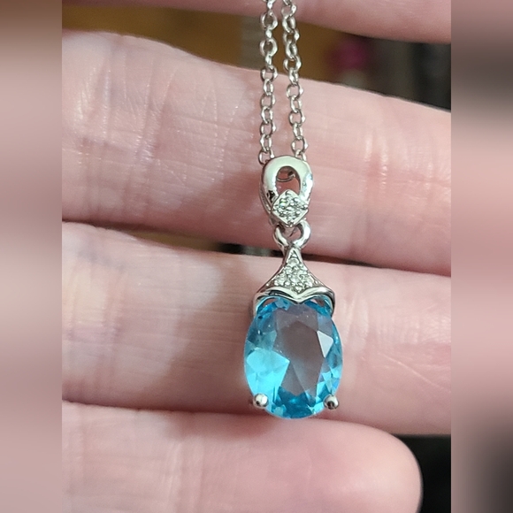 925 sterling necklace blue topaz CZ sparkly   18" silver chain pendant - Picture 12 of 12